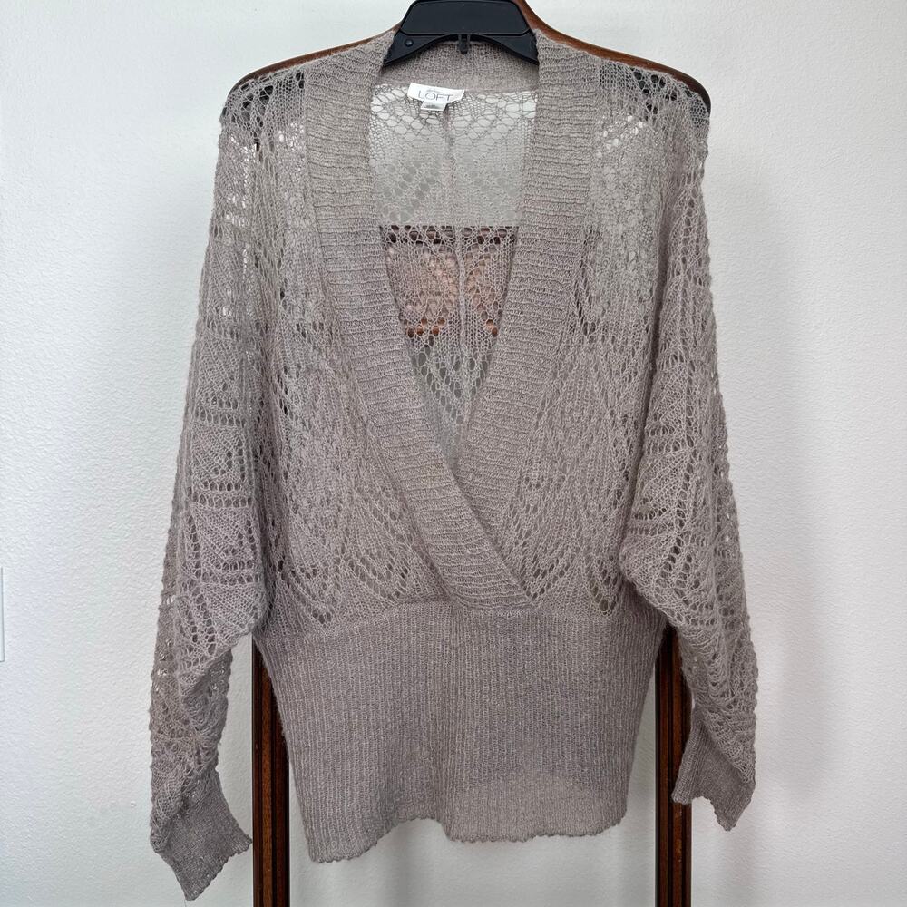 LOFT Mohair Wool Lace Knit Sweater M Taupe Batwing Sleeve Boho Romantic Top